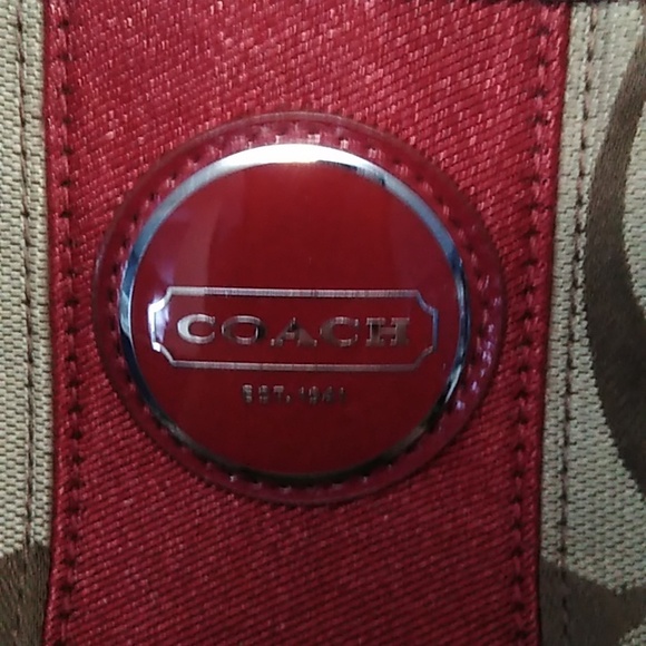 Coach Sachel - Picture 2 of 7